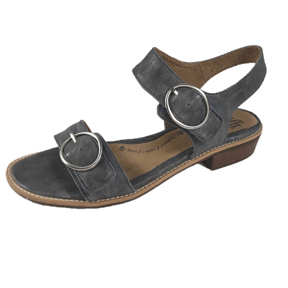Women's Gray Buckle Strap Sandals
